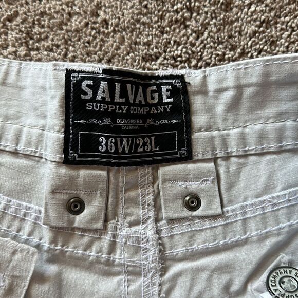🔥Great condition Salvage cargo shorts ! Cream color size 36 - Picture 2 of 6